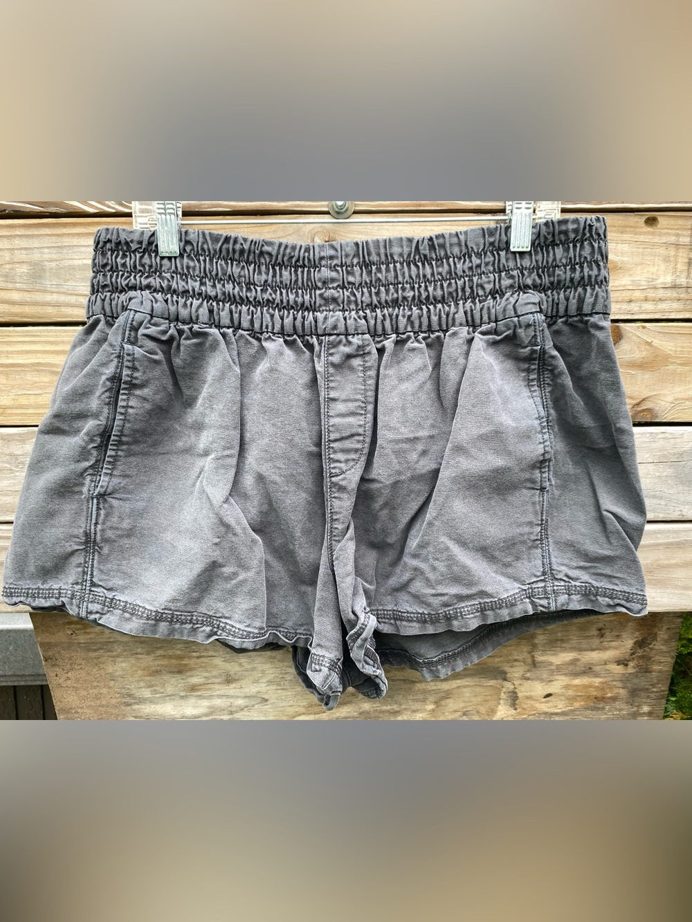 Aerie Women's Washed Charcoal Elastic-Waist Shorts Size Large
